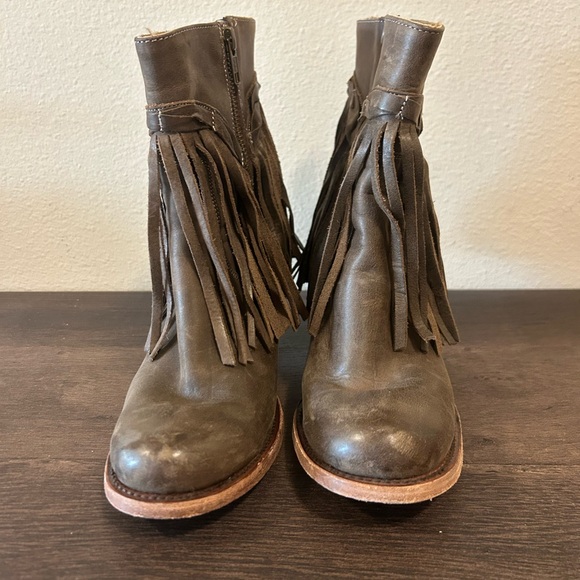 Vintage Matisse Fringe Leather Boots - Picture 2 of 8